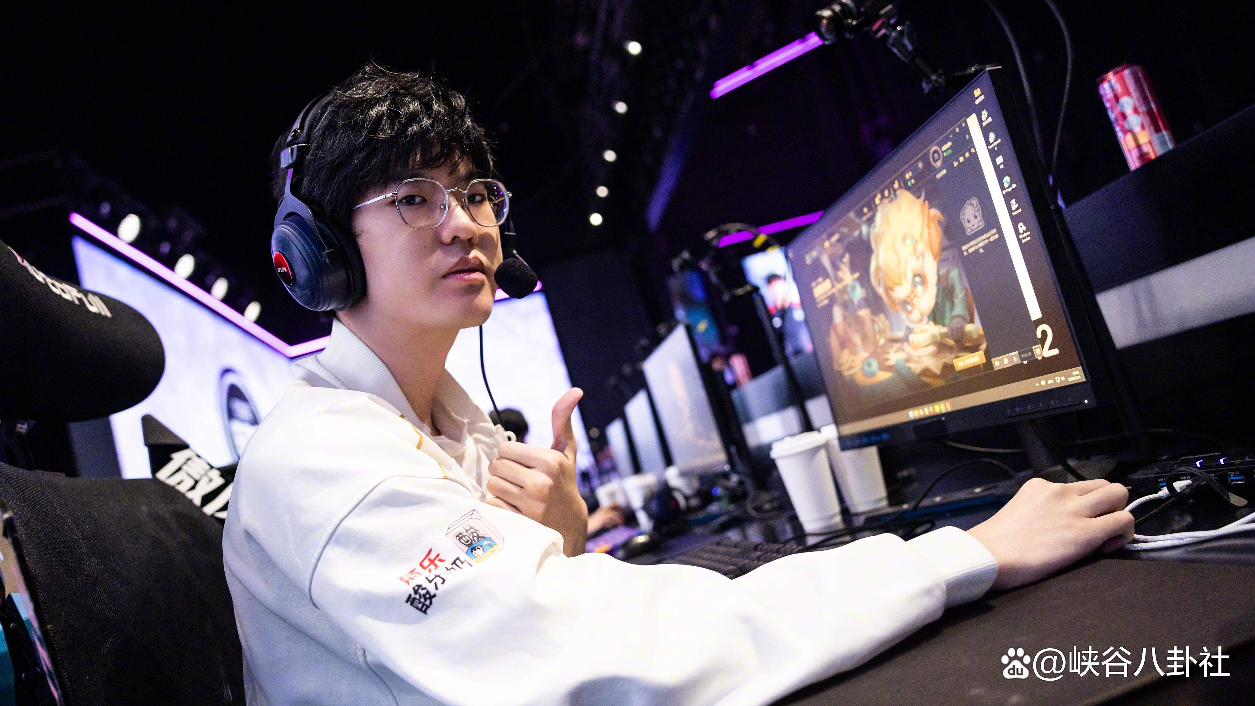 爱游戏官方中心Rookie连续十二场比赛得分超过突破纪录,利物浦挑战极限!的简单介绍