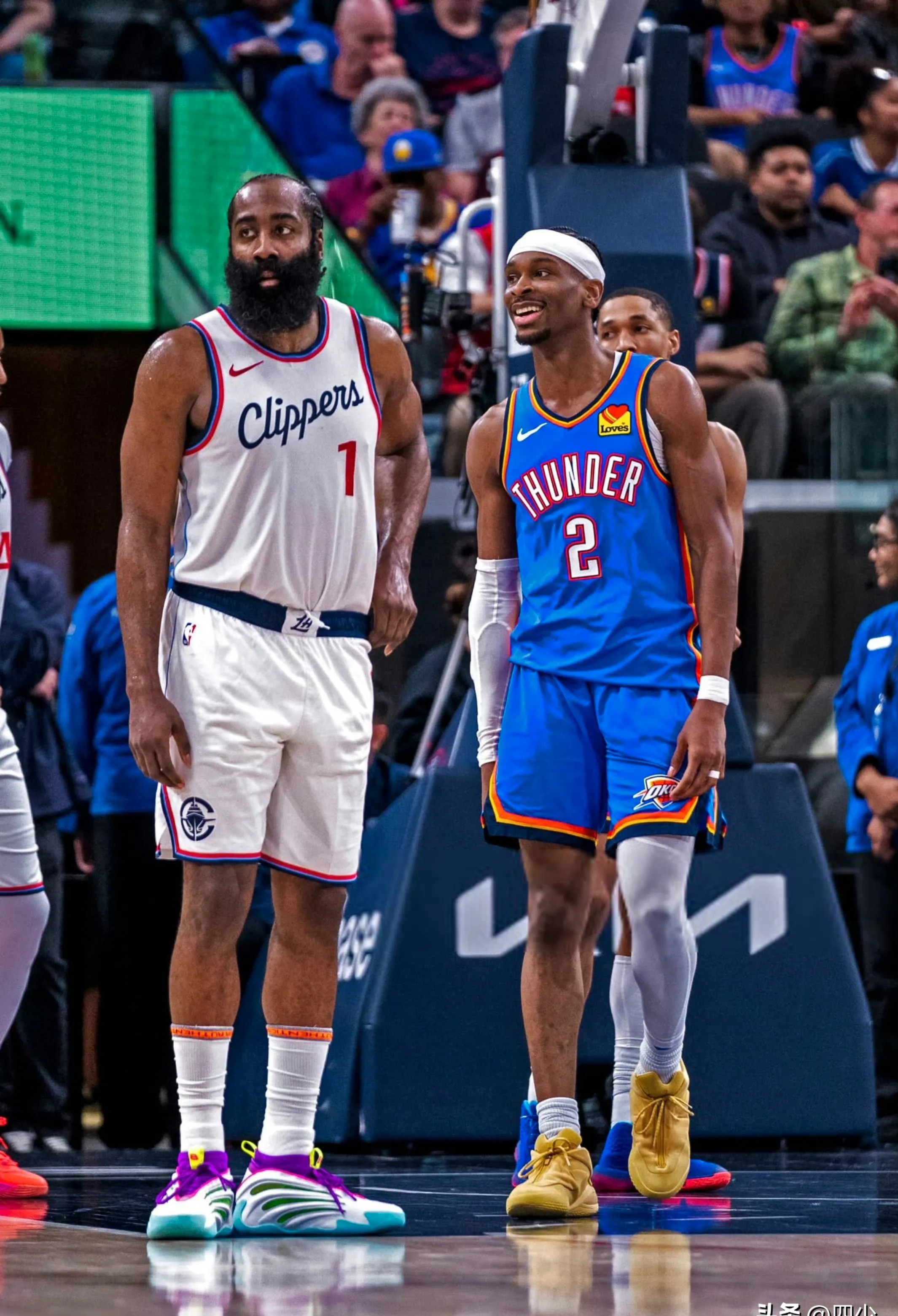 爱游戏官方中心 哈登关键节点突破纪录,公牛带队取胜!