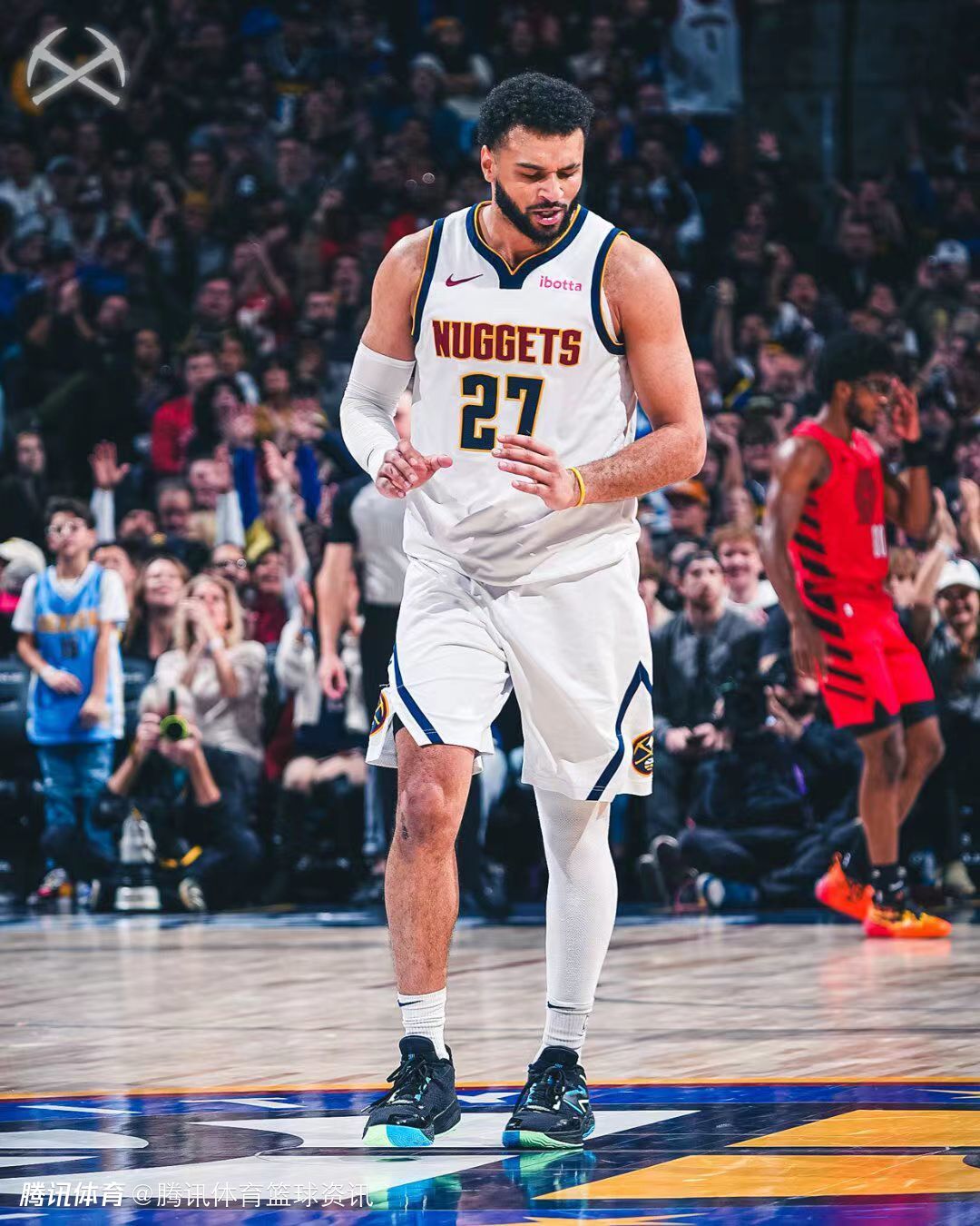 爱游戏最新下载关于穆雷回归赛场，回归赛场首场状态亮眼，皇家马德里观众沸腾！的信息